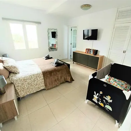 Vista Mar Ii, 280 Qm, Heated Pool, Hottube, Gaming Room, Fast Internet, Meerblick Villa *